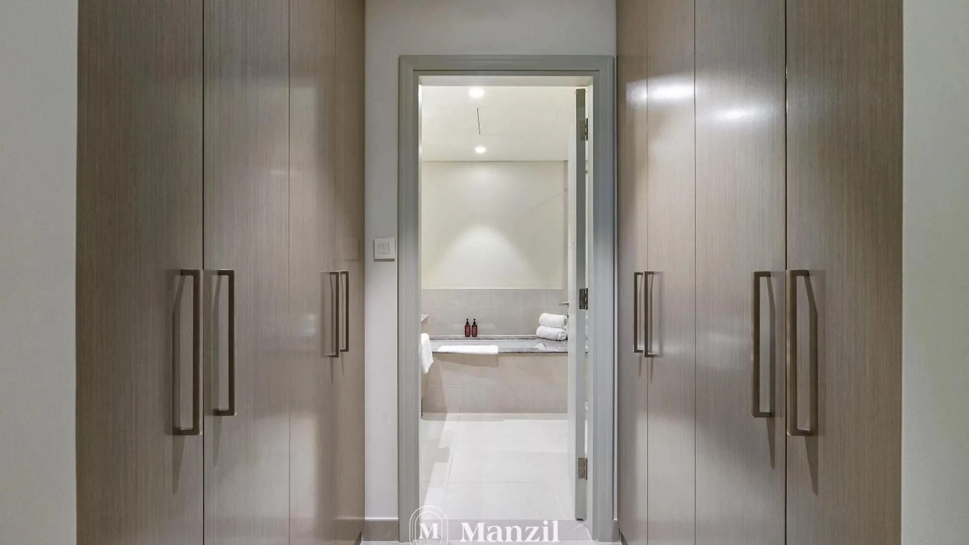 Manzil - 3Br With Maids Room In Downtown With Stunning City Views Dubai United Arab Emirates