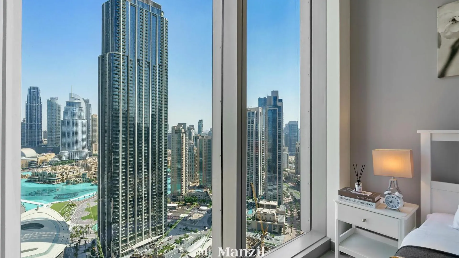 Apartment Manzil - 3Br With Maids Room In Downtown With Stunning City Views Dubai